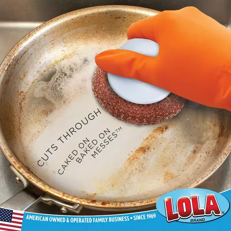 Copper Mesh Scouring Pad w/ Comfort Knob by LOLA, Heavy Duty Cleaning Pads, Knitted Wire Mesh, Cleans Caked-On & Baked-On Messes