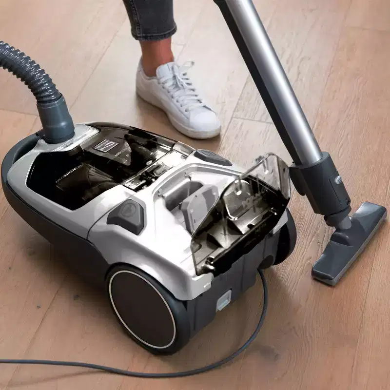 Kenmore 600 Series Bagged Canister Vacuum BC4030: HEPA Filter, Pet Hair Pick Up, 360° Swivel, Telescoping Handle, 26' Cord