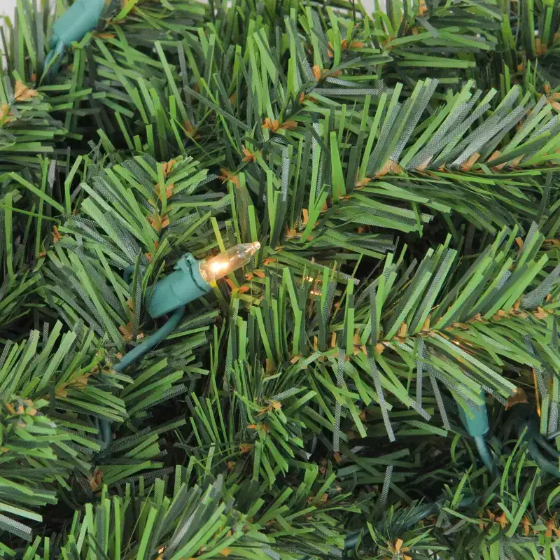 Northlight 30 Prelit Canadian Pine Artificial Christmas Teardrop Door Swag - Clear Lights