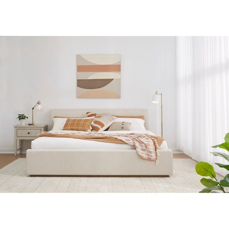 Louis Upholstered Platform Bed in Natural Linen